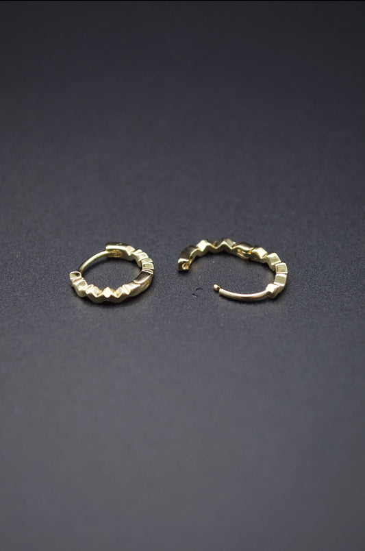 Serene Zig Mini Hoop Earrings